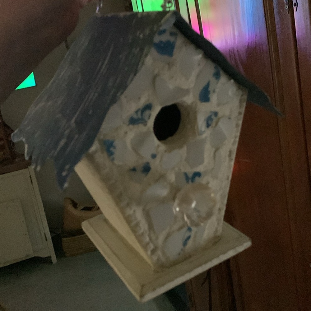 Birdhouse - Picture 6 of 10